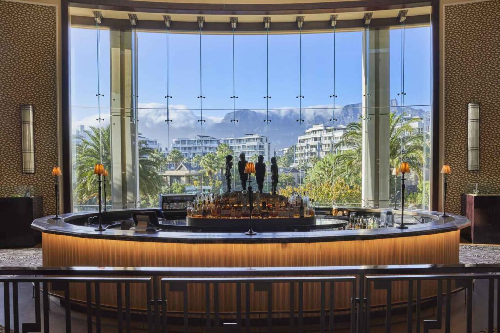 Vista Bar & Lounge at One&Only Cape Town Hotel with Table Mountain in the background