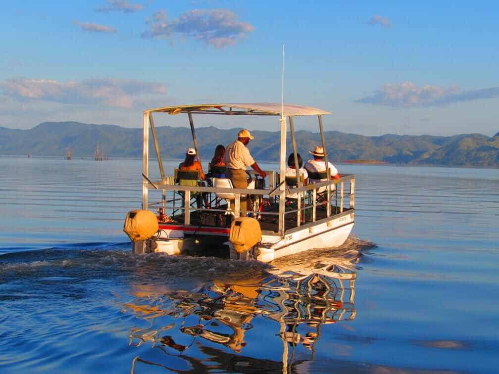 Boating activity on Lake Kariba from Change Safari Camp (image: Change Safari Camp)
